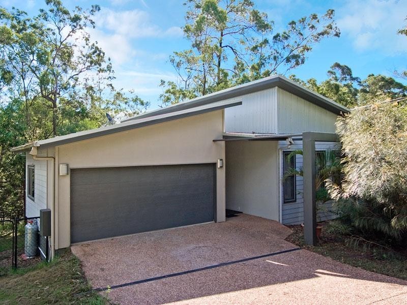 1583 Sanctuary Drive, Forest Lake QLD 4078