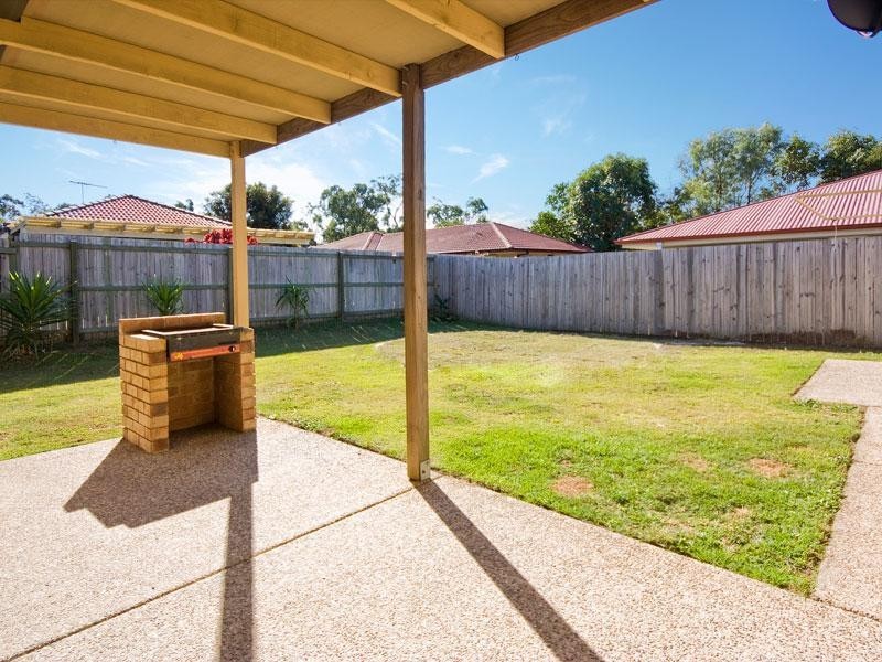 22 Bullen Circuit, Forest Lake QLD 4078