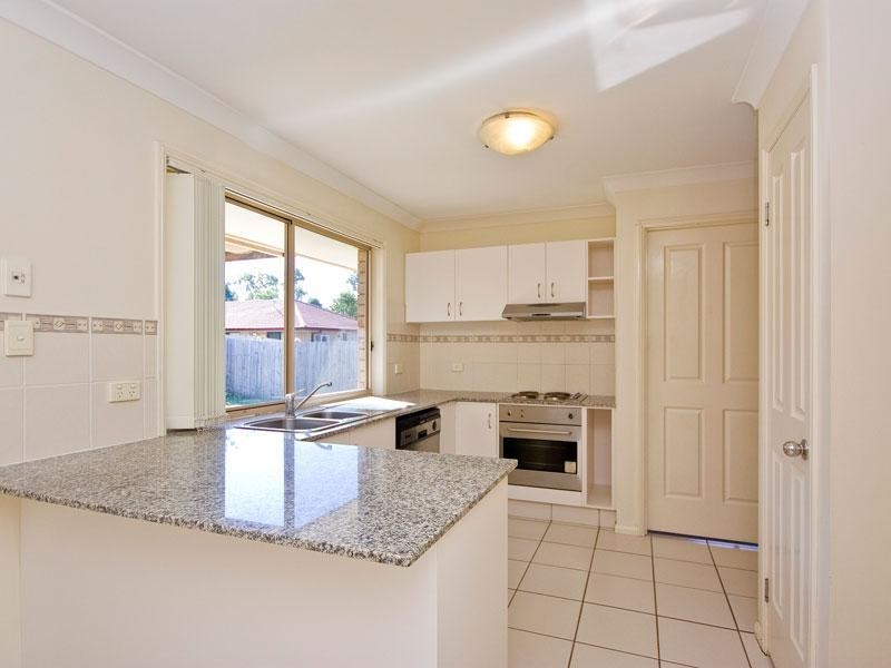 22 Bullen Circuit, Forest Lake QLD 4078