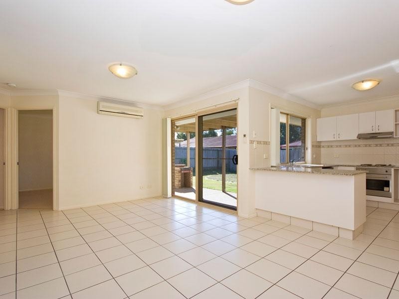 22 Bullen Circuit, Forest Lake QLD 4078