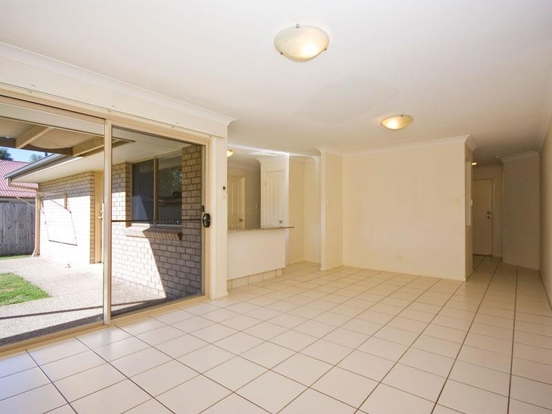 22 Bullen Circuit, Forest Lake QLD 4078
