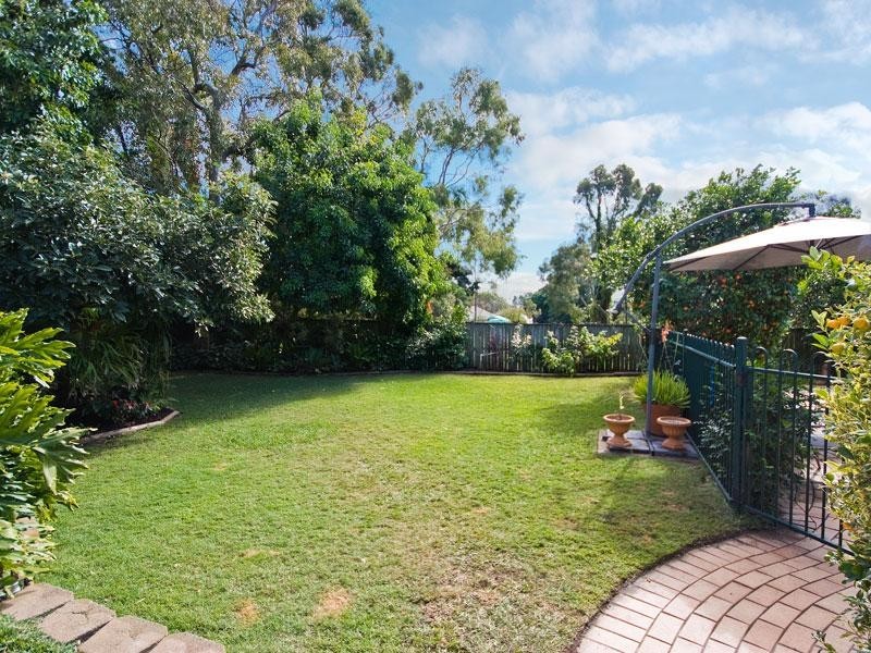 5 Morisot Street, Forest Lake QLD 4078