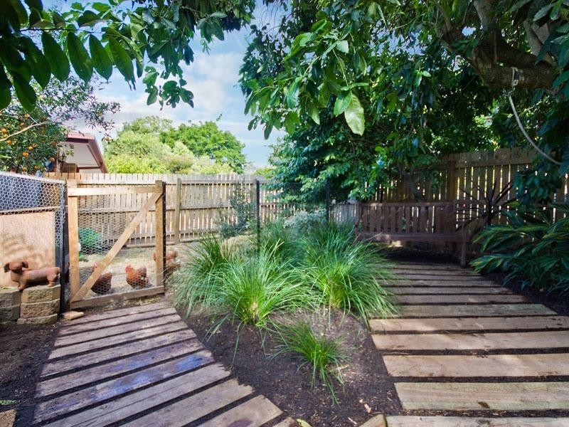 5 Morisot Street, Forest Lake QLD 4078