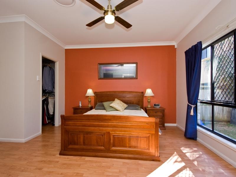 12 Jetty Walk, Forest Lake QLD 4078