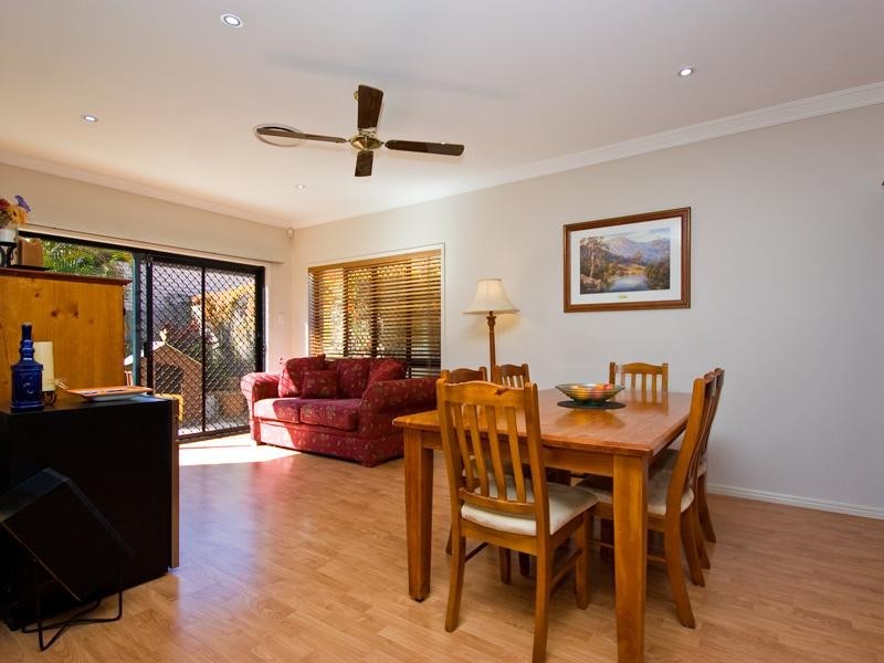 12 Jetty Walk, Forest Lake QLD 4078