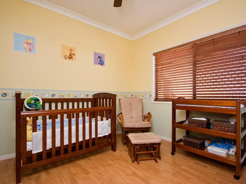 12 Jetty Walk, Forest Lake QLD 4078