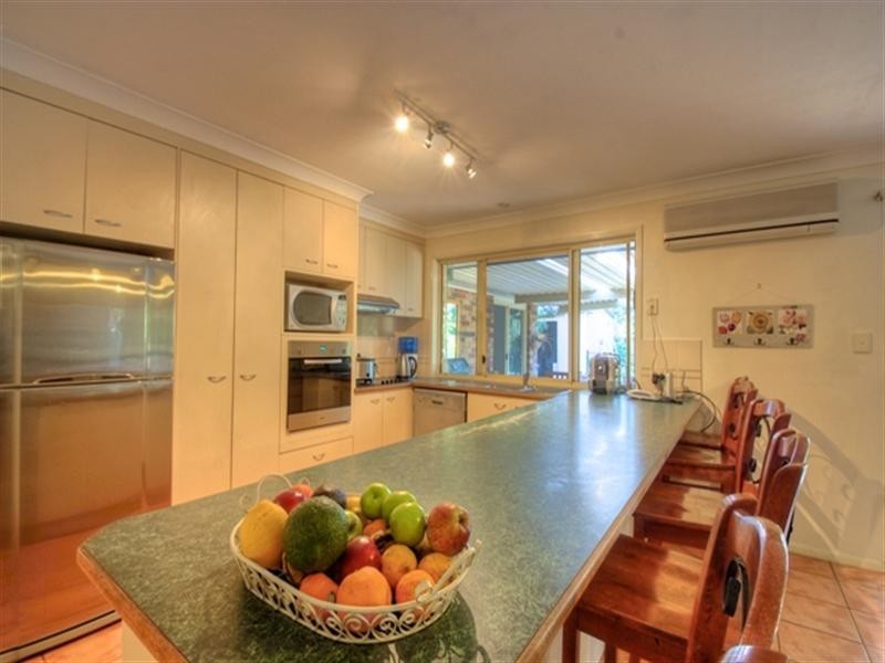 2 Leichhardt Circuit, Forest Lake QLD 4078