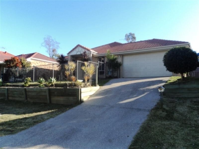 40 Hawthorne Street, Forest Lake QLD 4078