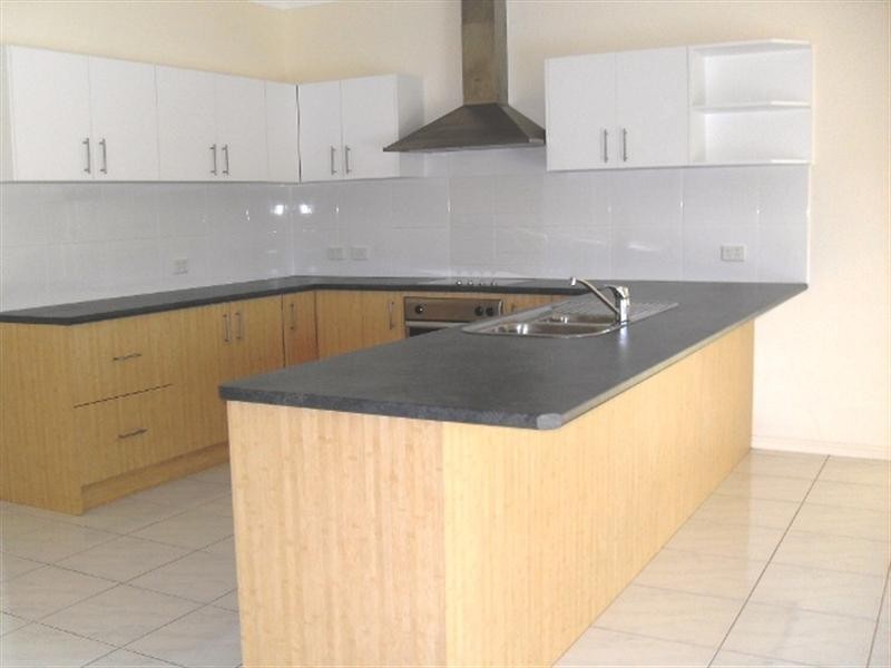 4 St Tropez Place, Forest Lake QLD 4078