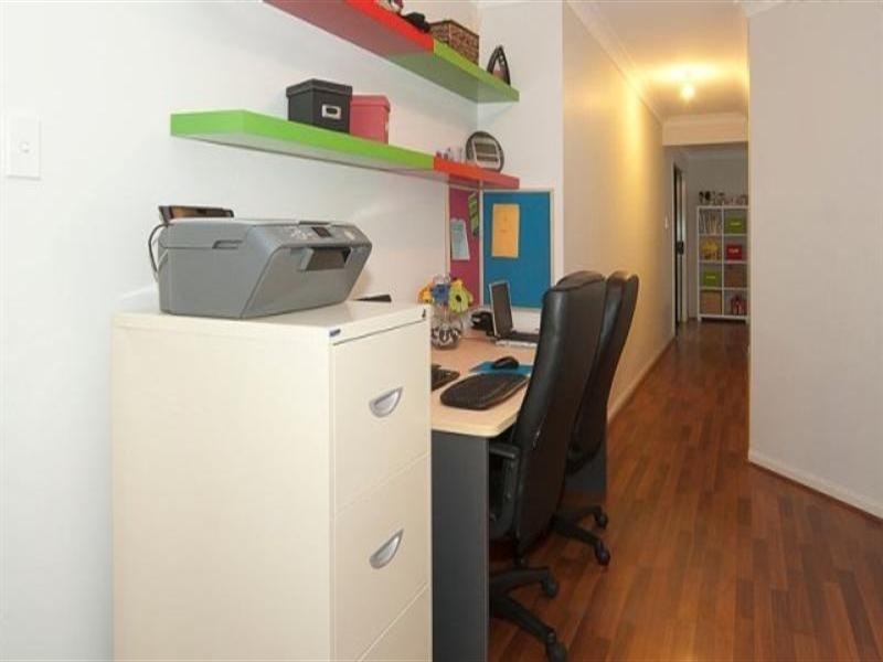 49 Laurel Street, Heathwood QLD 4110