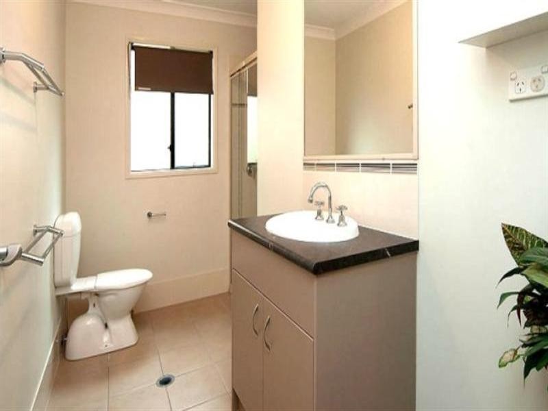 49 Laurel Street, Heathwood QLD 4110