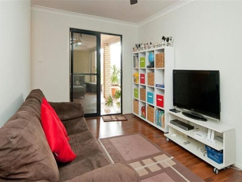 49 Laurel Street, Heathwood QLD 4110