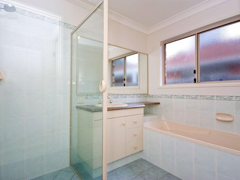 14 Goldeneye Place, Forest Lake QLD 4078