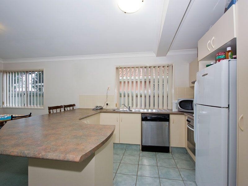 14 Goldeneye Place, Forest Lake QLD 4078