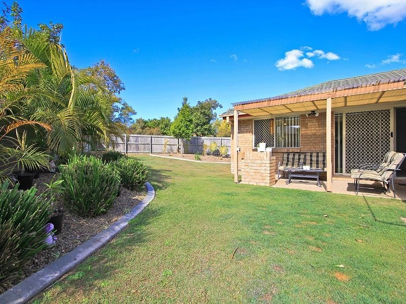 1 Wren Place, Forest Lake QLD 4078