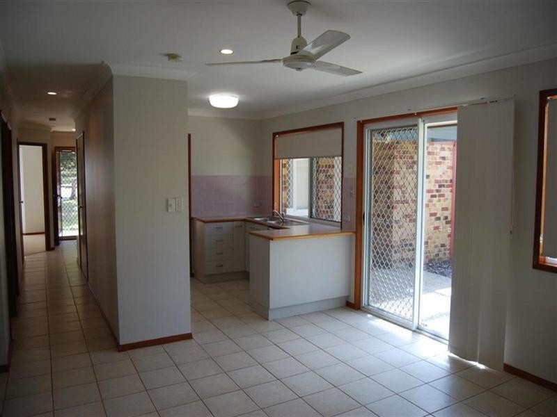 130 Banksia Circuit, Forest Lake QLD 4078