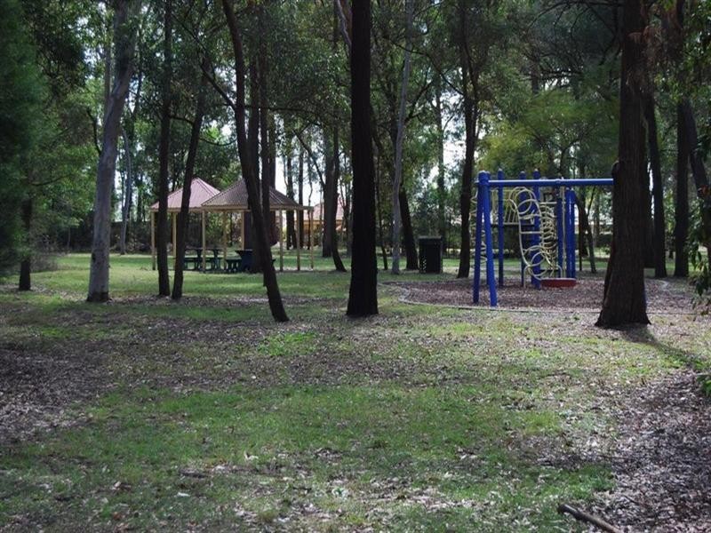 130 Banksia Circuit, Forest Lake QLD 4078