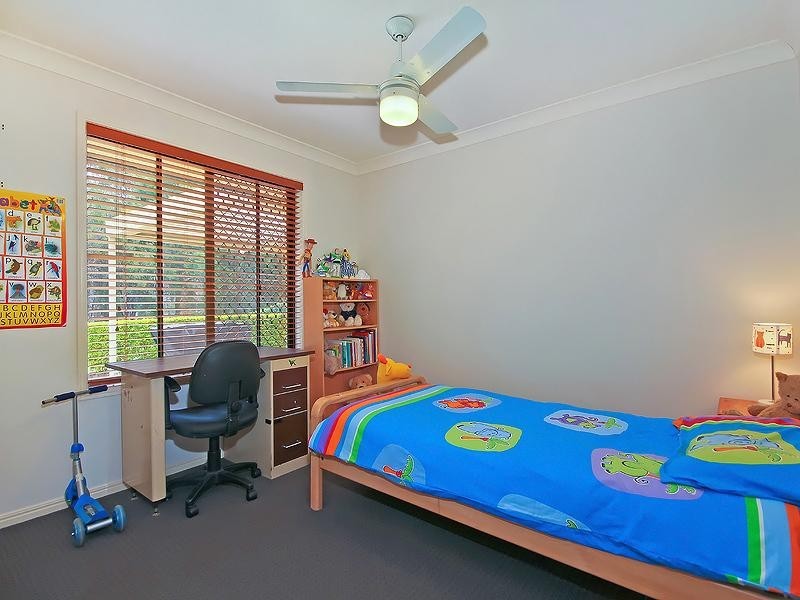 3 Mallard Place, Forest Lake QLD 4078