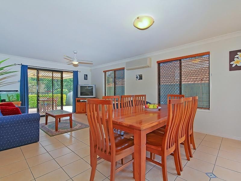 3 Mallard Place, Forest Lake QLD 4078