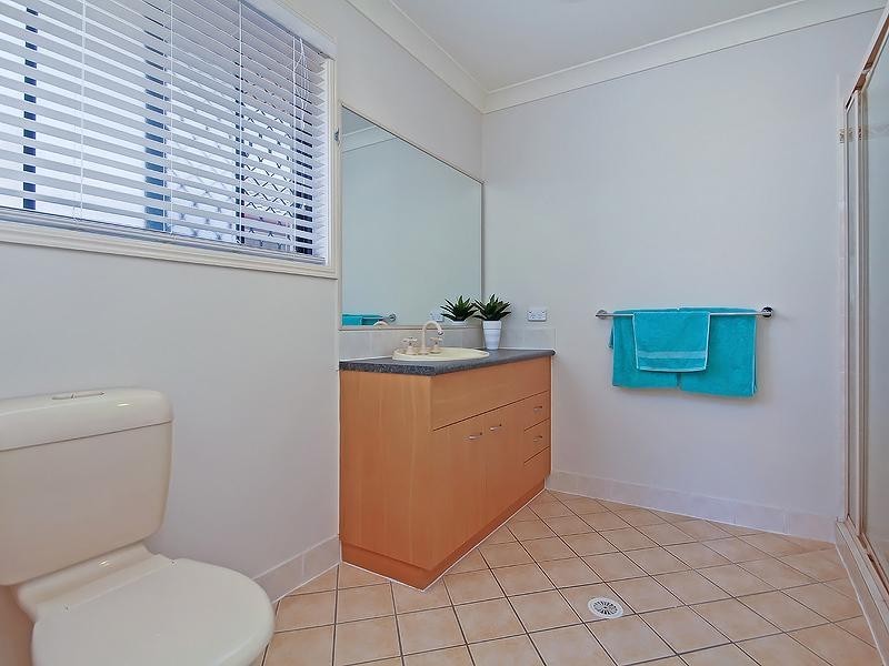 3 Mallard Place, Forest Lake QLD 4078