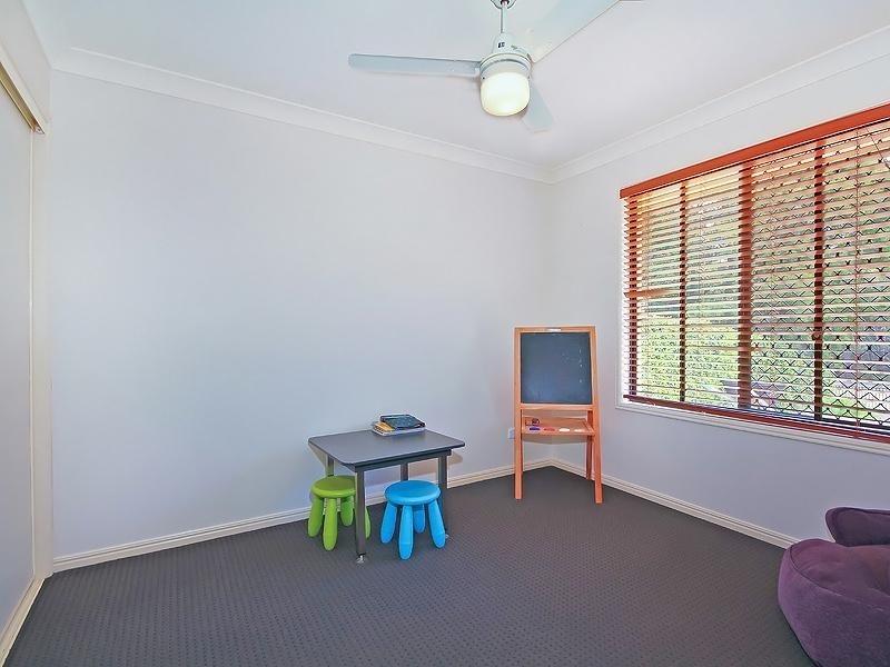 3 Mallard Place, Forest Lake QLD 4078