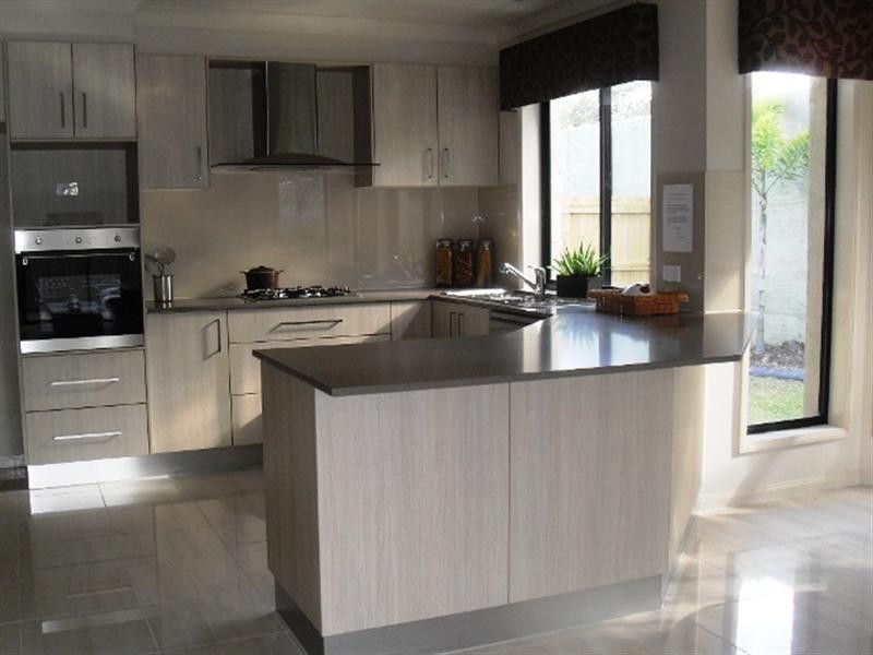 61 Juniper Street, Heathwood QLD 4110