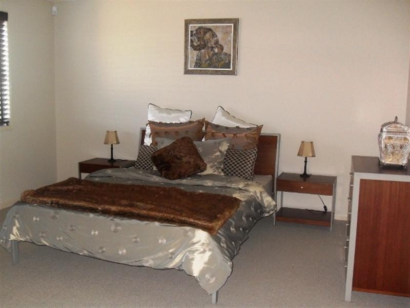 61 Juniper Street, Heathwood QLD 4110