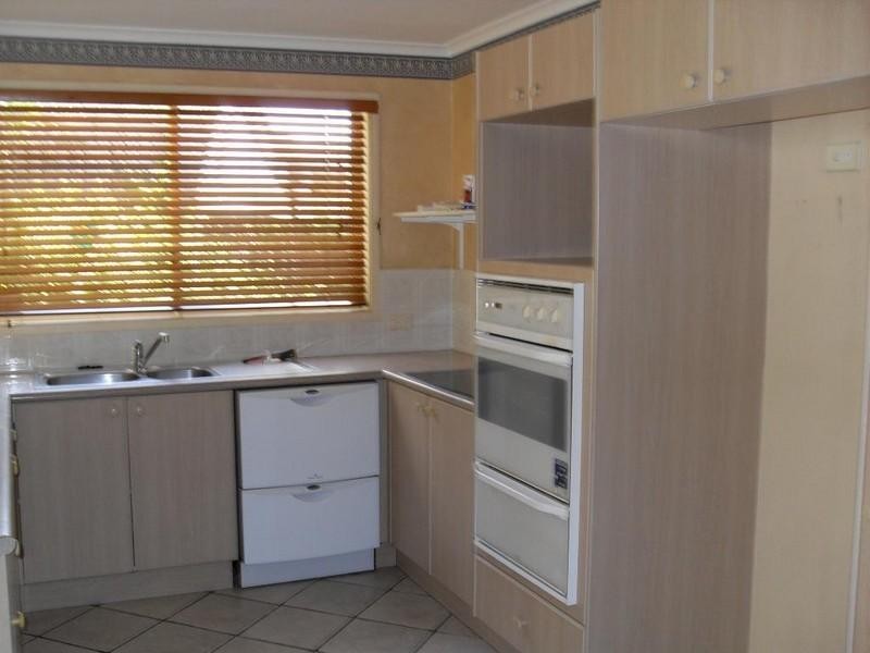 3 Agathis Place, Forest Lake QLD 4078