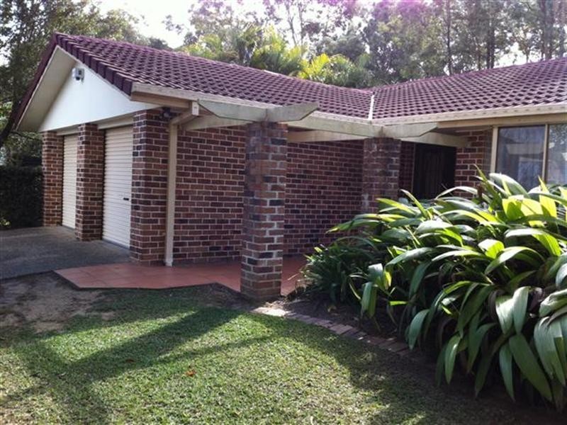 3 Agathis Place, Forest Lake QLD 4078