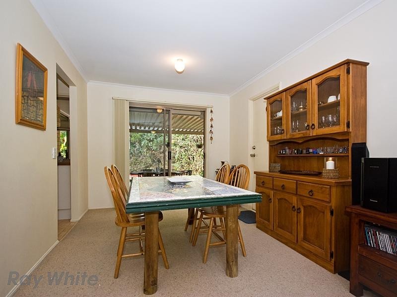 27 Ponderosa Place, Forest Lake QLD 4078