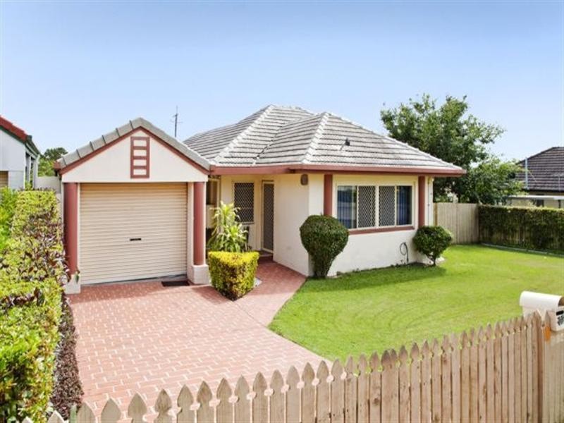 102 Poinciana Street, Inala QLD 4077