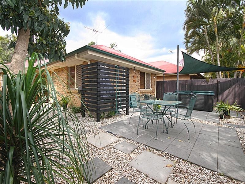 32 Huon Place, Forest Lake QLD 4078