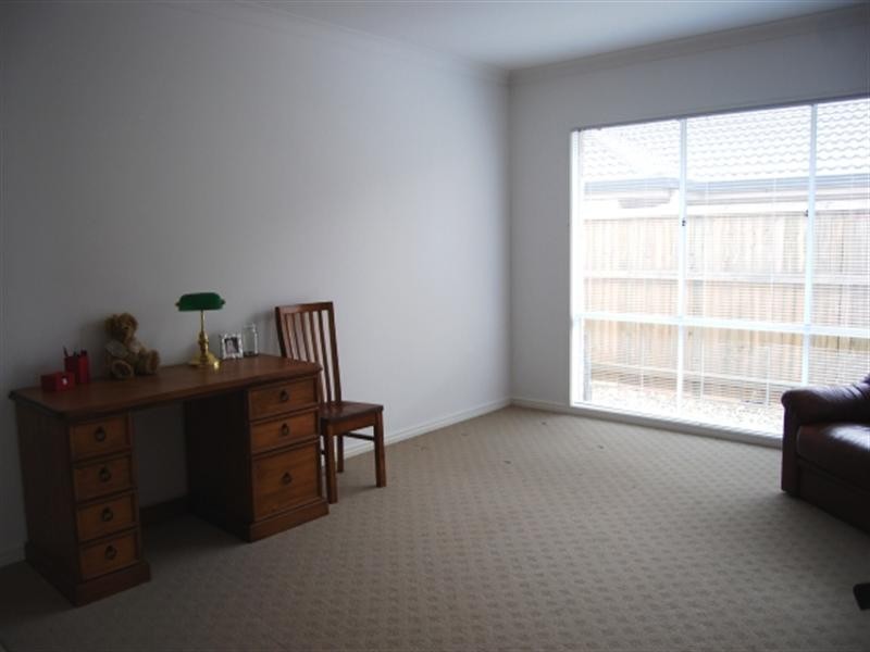 33 Casuarina Circuit, Heathwood QLD 4110