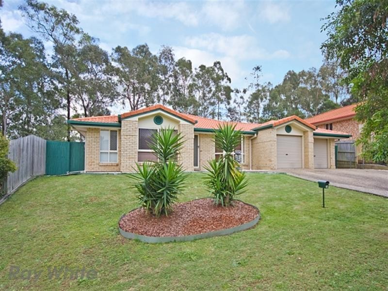 18 Windsor Place, Forest Lake QLD 4078