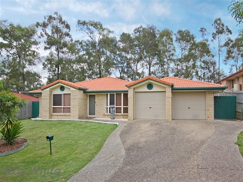 18 Windsor Place, Forest Lake QLD 4078