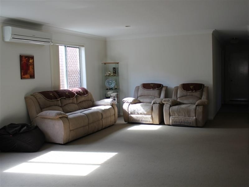 32 Columbus Place, Forest Lake QLD 4078