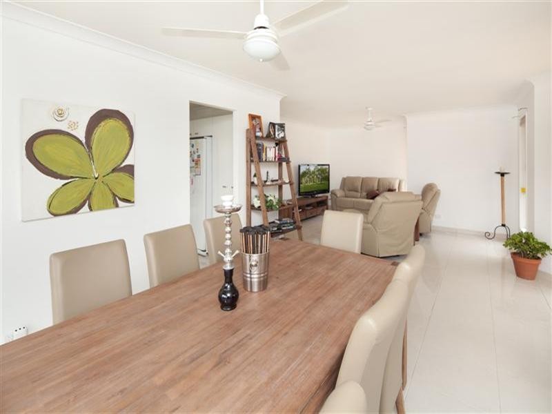 27 Sugarwood Street, Bellbowrie QLD 4070