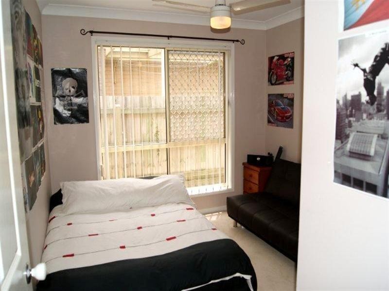 10 TAYLOR Place, Forest Lake QLD 4078