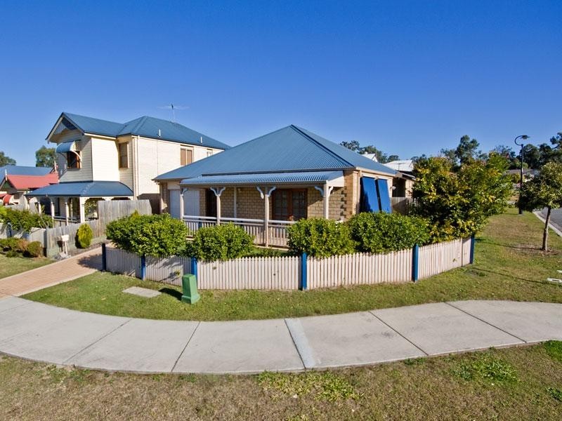 81 Jubilee Avenue, Forest Lake QLD 4078