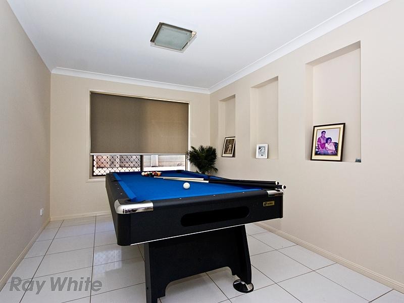 19 Summit Terrace, Forest Lake QLD 4078