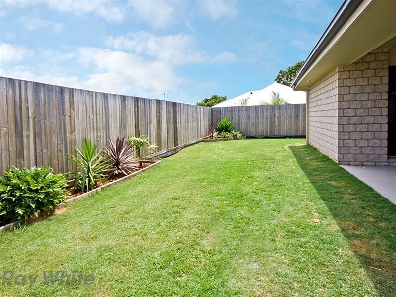 19 Summit Terrace, Forest Lake QLD 4078