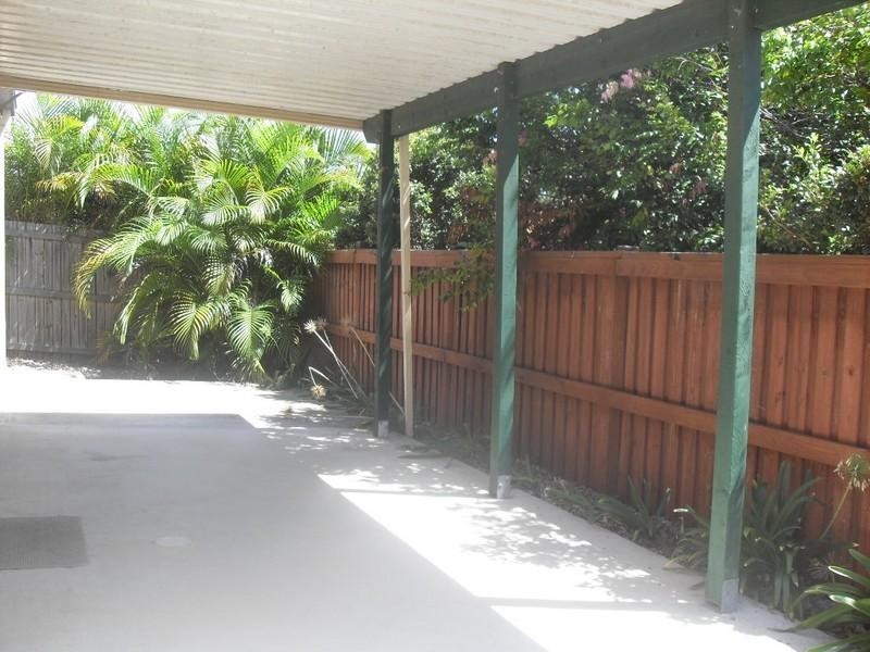 16 Mapleton Crescent, Forest Lake QLD 4078