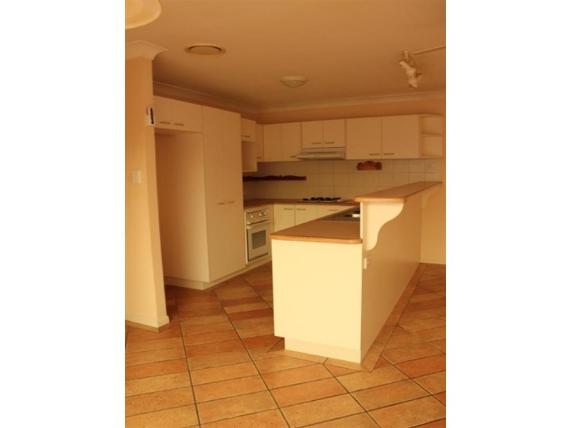 57 Settlers Circuit, Forest Lake QLD 4078