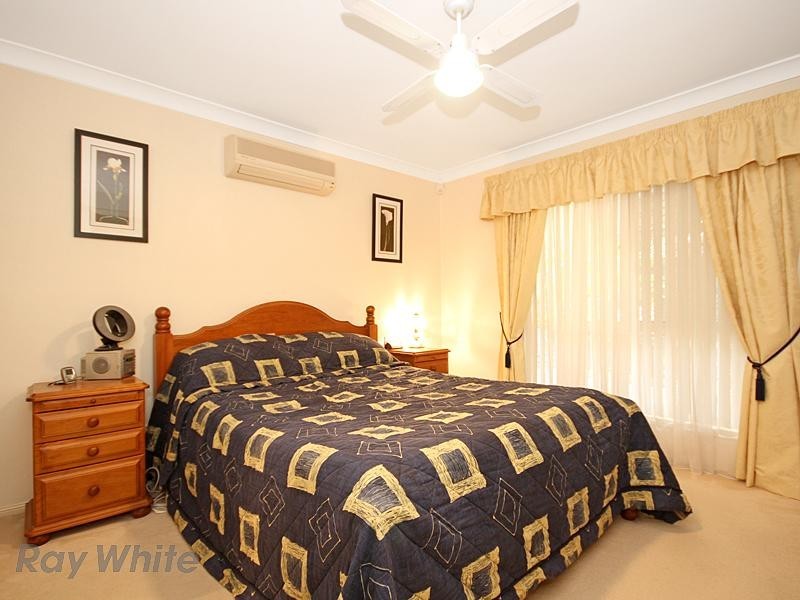 23 Oxley Place, Forest Lake QLD 4078