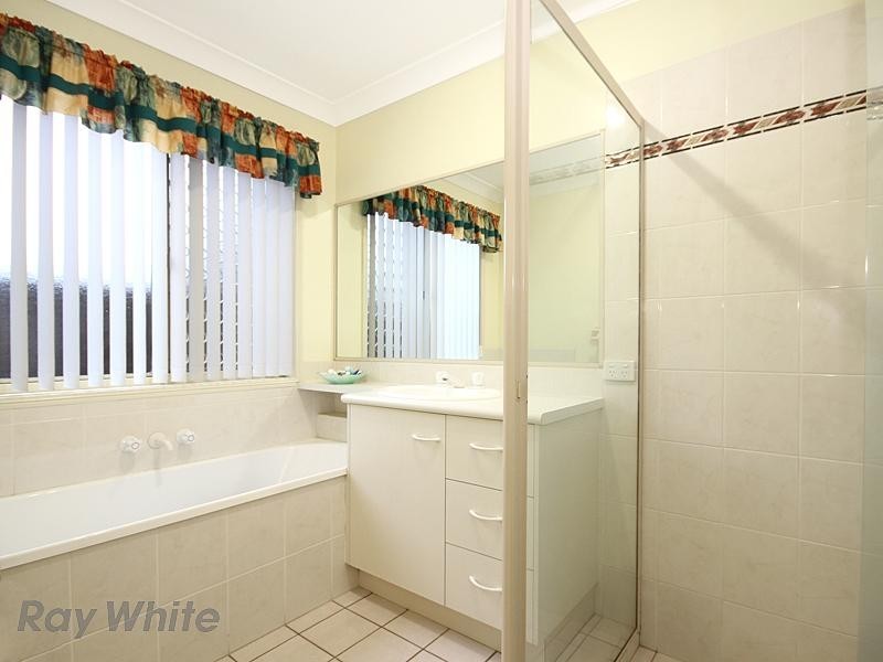 23 Oxley Place, Forest Lake QLD 4078