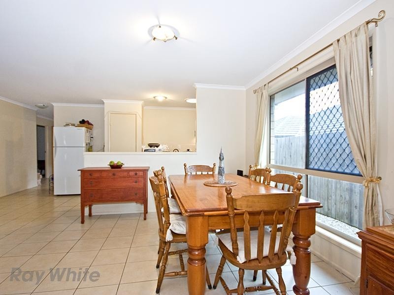 4 Chevron Close, Forest Lake QLD 4078