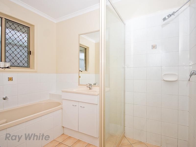 4 Chevron Close, Forest Lake QLD 4078