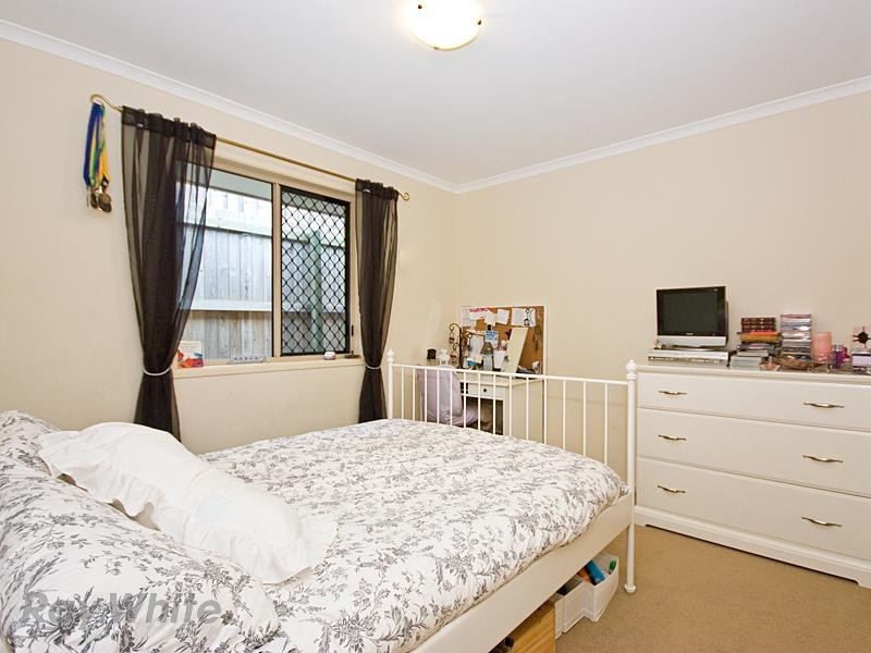 4 Chevron Close, Forest Lake QLD 4078