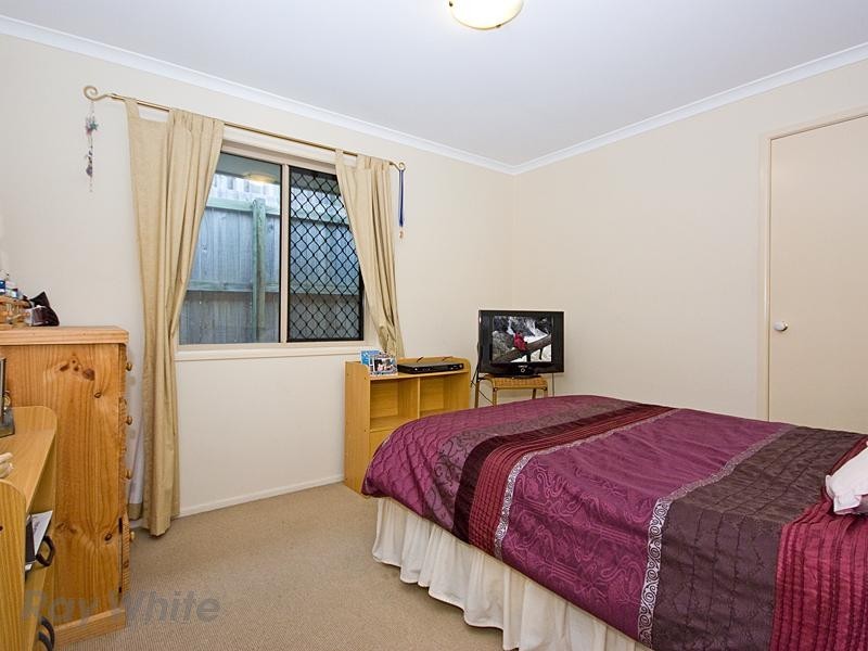 4 Chevron Close, Forest Lake QLD 4078