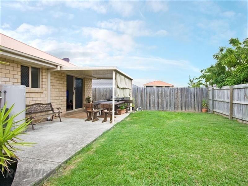 4 Chevron Close, Forest Lake QLD 4078